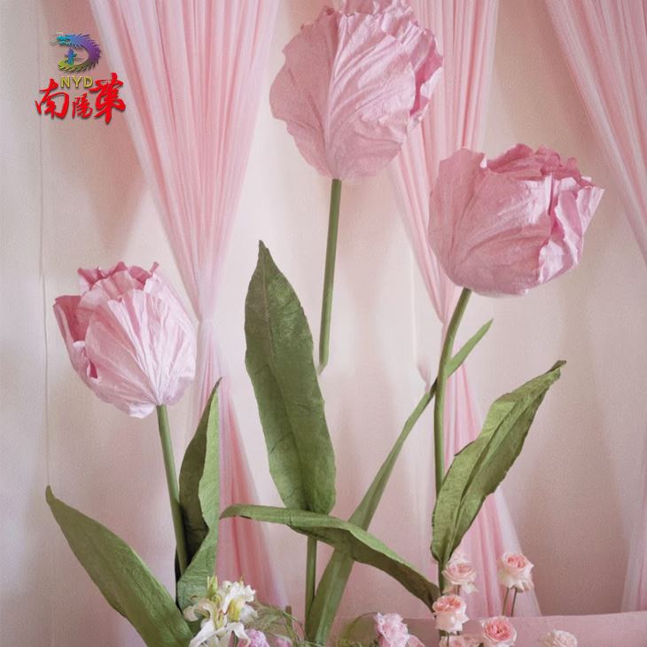 Giant Tulip Wedding Scene Decor Giant Tulip Wedding Scene Decor