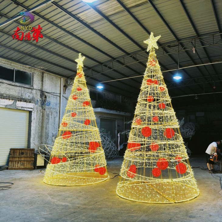 Hotel Favor Large Decorated Led Christmas Trees Hotel Favor Large Decorated Led Christmas Trees